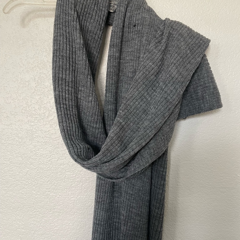 Scarf - Picture 2 of 2